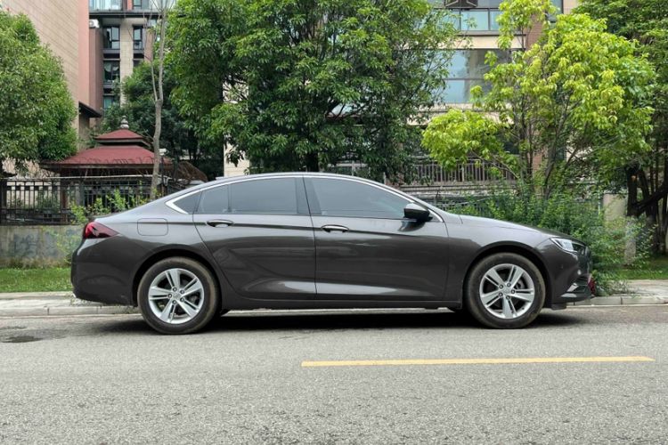 Used Buick Regal 2019 20T Luxury Model China V Standard Exterior 10