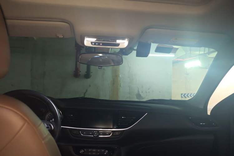 Used Buick Regal 2019 20T Elite Version China V Standard Headliner