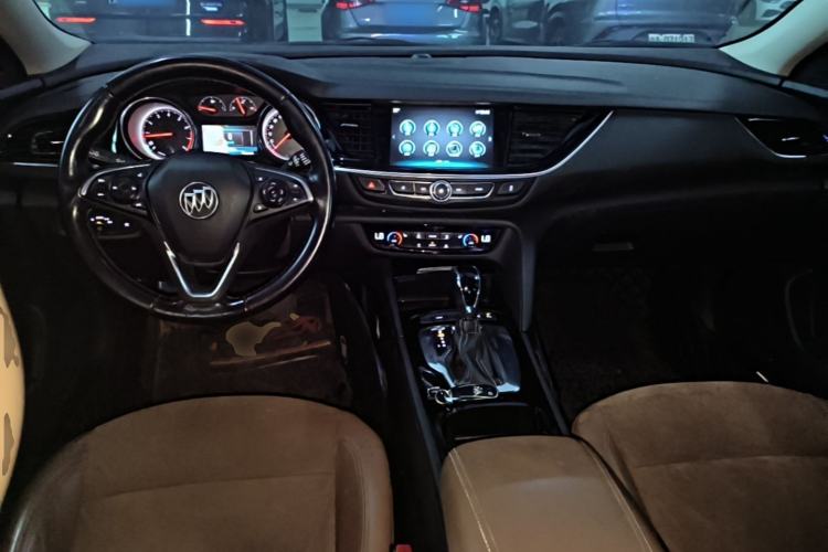 Used Buick Regal 2019 20T Luxury Model China VI Standard Center Console