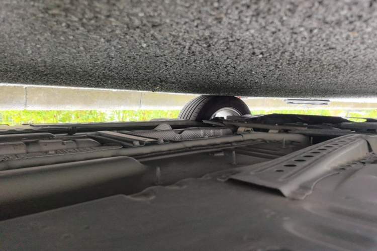 Used Buick Regal 2019 20T Elite Version China VI Standard Chassis Front Right