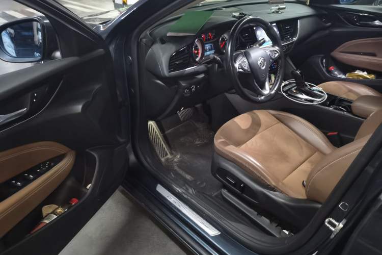 Used Buick Regal 2019 20T Luxury Model China VI Standard Driver Seat
