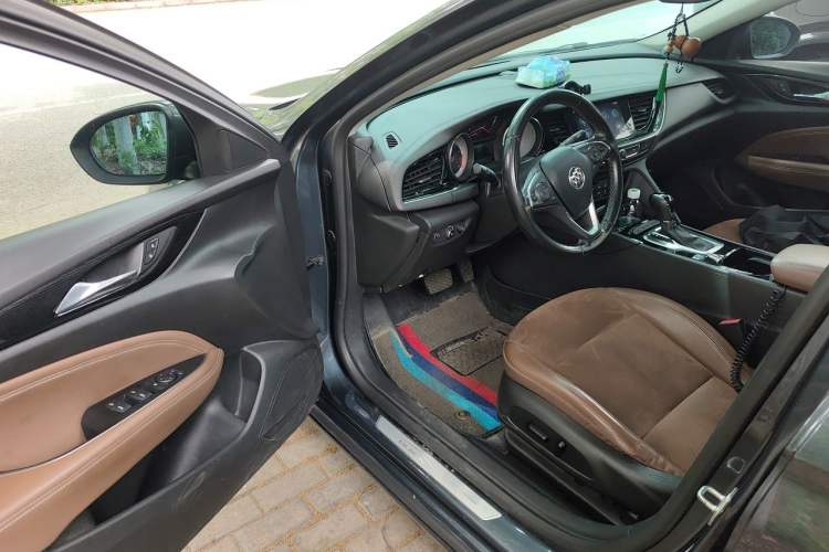 Used Buick Regal 2019 20T Elite Version China VI Standard Driver Seat