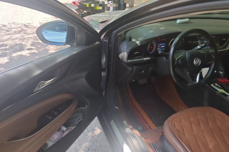 Used Buick Regal 2019 Revised 20T Luxury Version China VI Standard Driver Seat