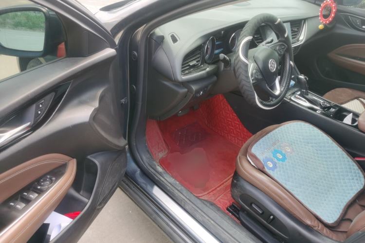 Used Buick Regal 2019 Revised 20T Luxury Version China VI Standard Driver Seat