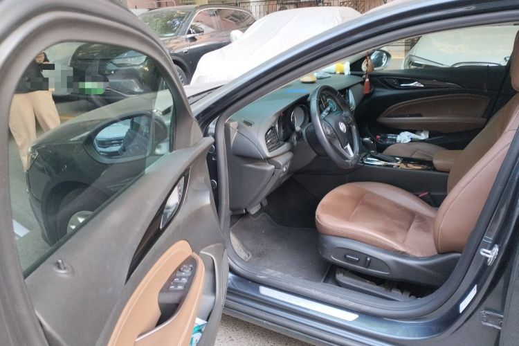Used Buick Regal 2019 20T Elite Version China VI Standard Driver Seat