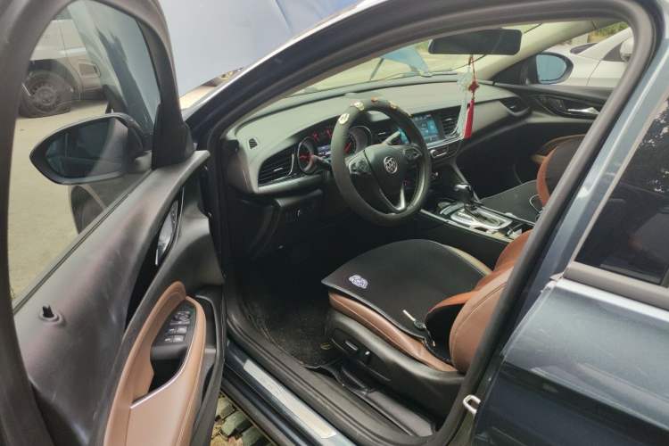 Used Buick Regal 2019 20T Elite Version China VI Standard Driver Seat
