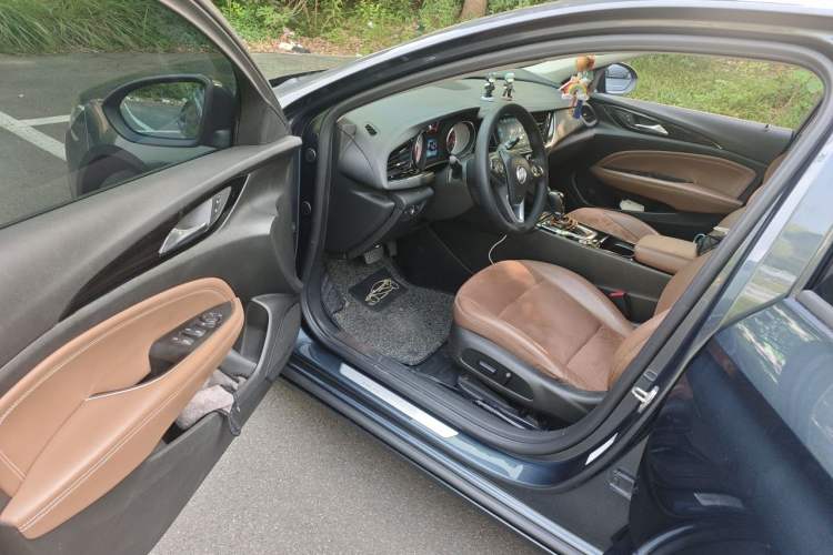 Used Buick Regal 2019 20T Elite Version China VI Standard Driver Seat