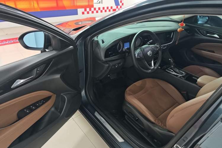 Used Buick Regal 2019 20T Elite Version China VI Standard Driver Seat
