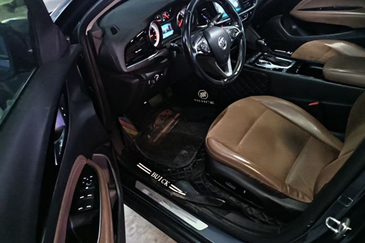 Used Buick Regal 2019 20T Luxury Model China VI Standard Driver Seat