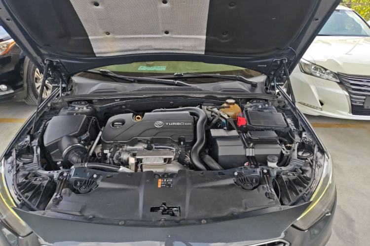 Used Buick Regal 2019 20T Elite Version China VI Standard Engine Bay