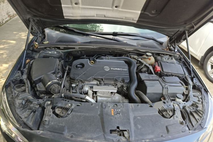 Used Buick Regal 2019 20T Elite Version China VI Standard Engine Bay