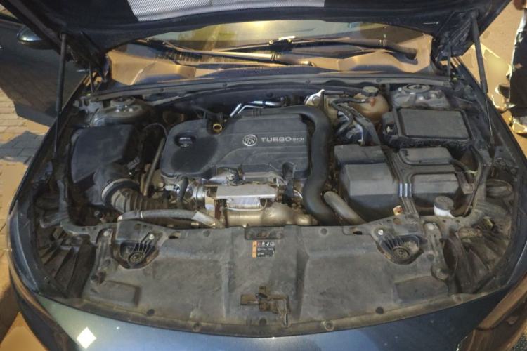 Used Buick Regal 2019 20T Elite Version China VI Standard Engine Bay