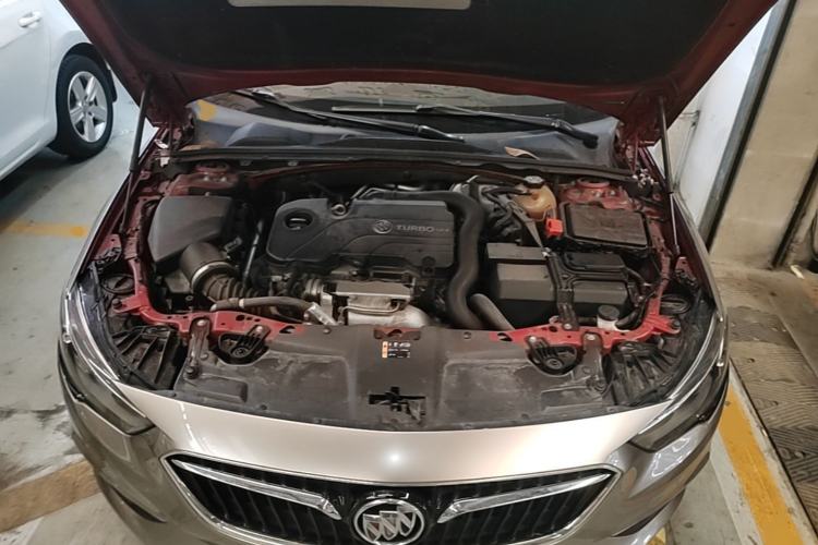 Used Buick Regal 2019 20T Elite Version China VI Standard Engine Bay