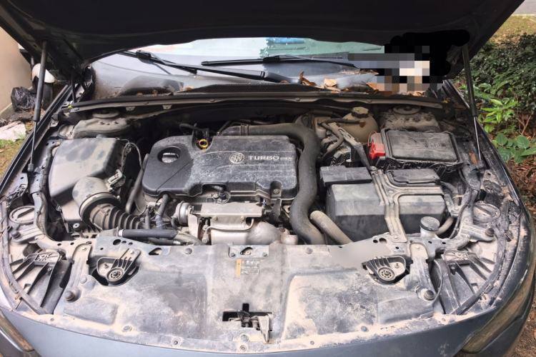Used Buick Regal 2019 20T Elite Version China VI Standard Engine Bay
