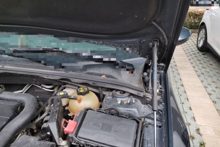 Used Buick Regal 2019 20T Elite Version China VI Standard Engine Bay Left