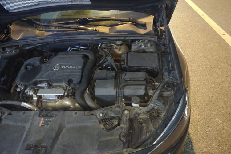 Used Buick Regal 2019 20T Elite Version China VI Standard Engine Bay Left