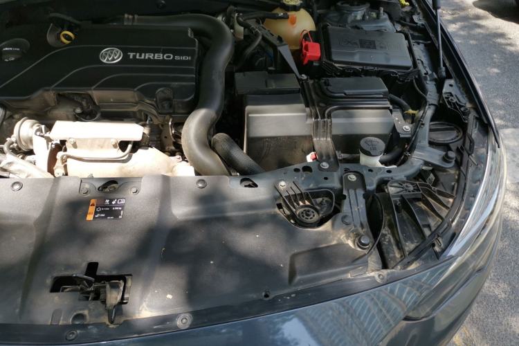 Used Buick Regal 2019 20T Elite Version China VI Standard Engine Bay Left