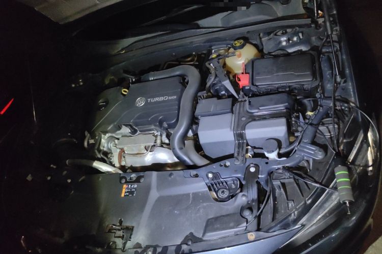 Used Buick Regal 2019 20T Elite Version China VI Standard Engine Bay Left
