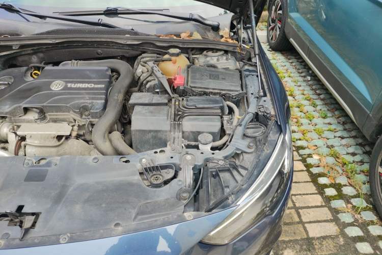 Used Buick Regal 2019 20T Elite Version China VI Standard Engine Bay Left