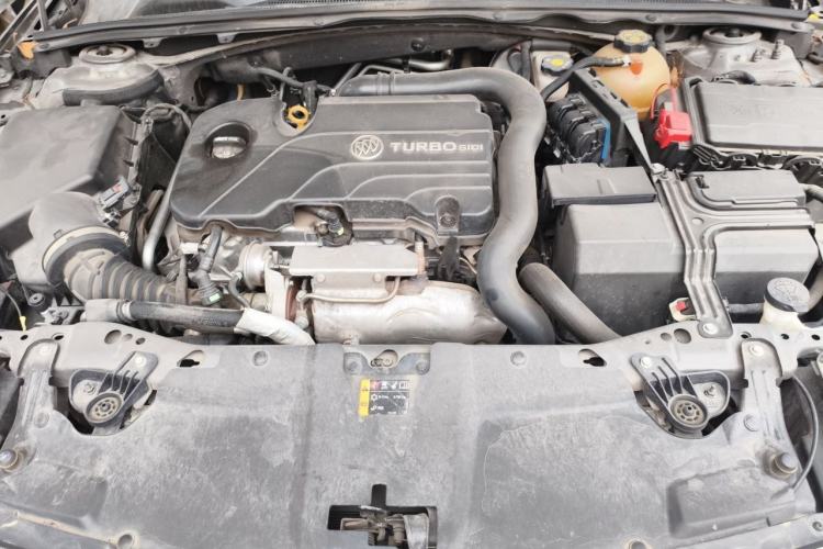 Used Buick Regal 2019 20T Elite Version China V Standard Engine Bay