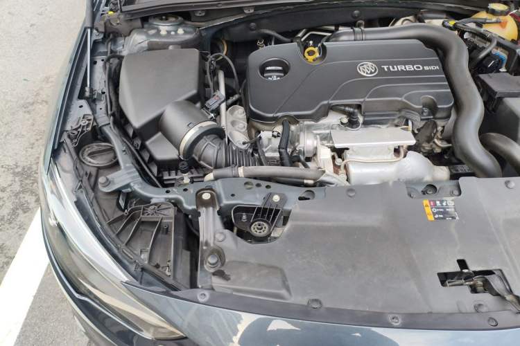 Used Buick Regal 2019 20T Elite Version China VI Standard Engine Bay Right