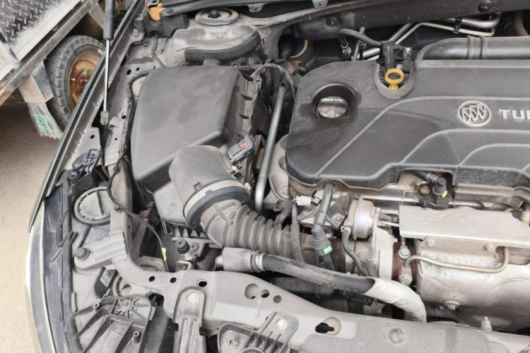 Used Buick Regal 2019 20T Elite Version China V Standard Engine Bay Right