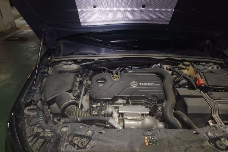 Used Buick Regal 2019 20T Elite Version China VI Standard Engine Bay Right
