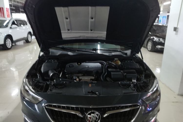 Used Buick Regal 2019 20T Elite Version China VI Standard Engine Bay