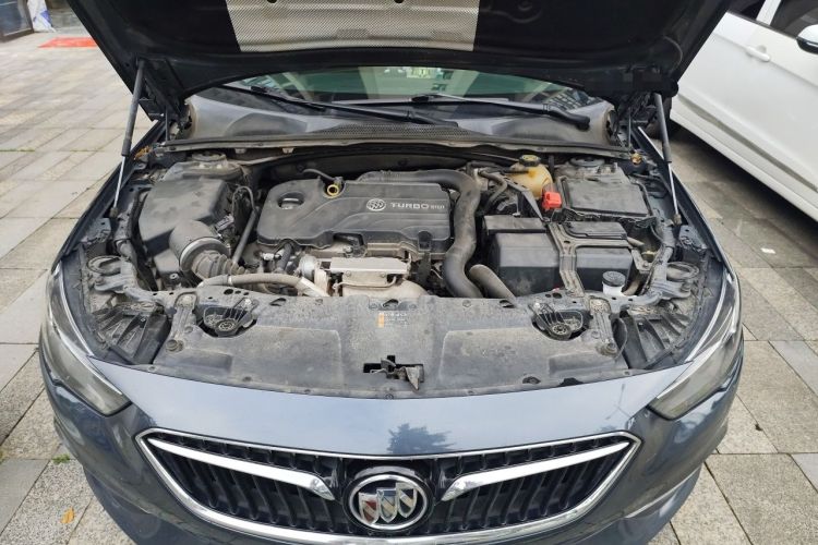 Used Buick Regal 2019 20T Elite Version China VI Standard Engine Bay