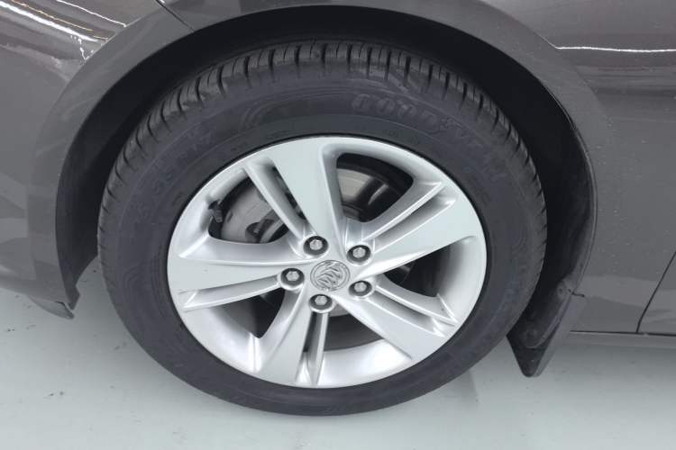 Used Buick Regal 2019 20T Luxury Model China V Standard Exterior 4