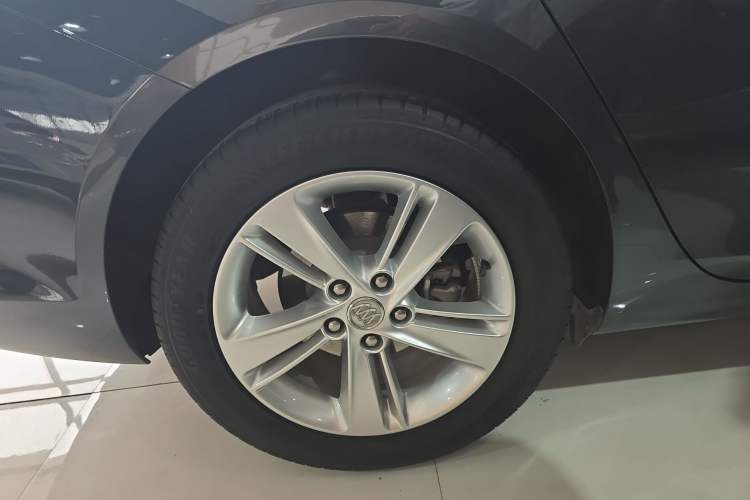 Used Buick Regal 2019 20T Elite Version China VI Standard Exterior 5