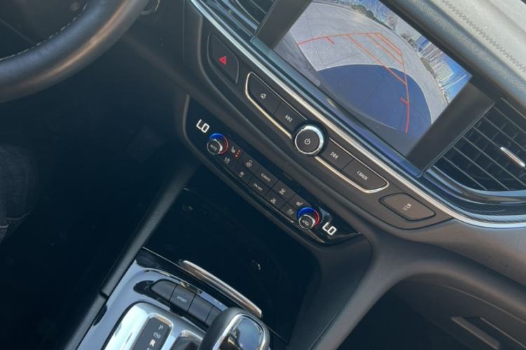 Used Buick Regal 2019 28T Luxury Edition China VI Exterior 5