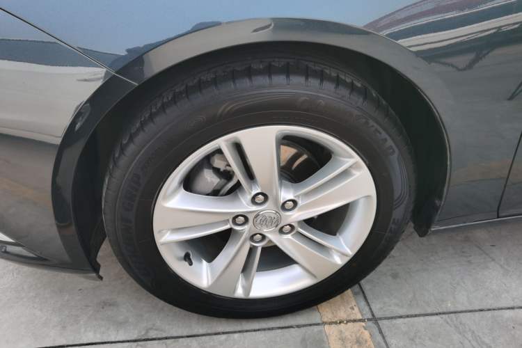 Used Buick Regal 2019 20T Elite Version China VI Standard Exterior 7