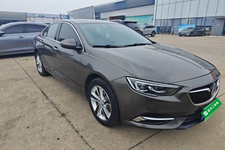 Used Buick Regal 2019 20T Elite Version China V Standard Front Right 45 Deg