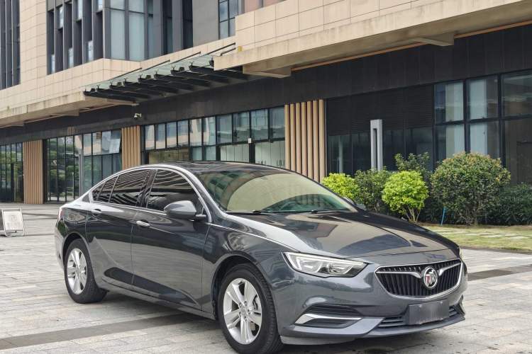 Used Buick Regal 2019 20T Elite Version China VI Standard Front Right 45 Deg