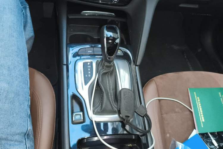 Used Buick Regal 2019 20T Luxury Model China V Standard Gear Lever
