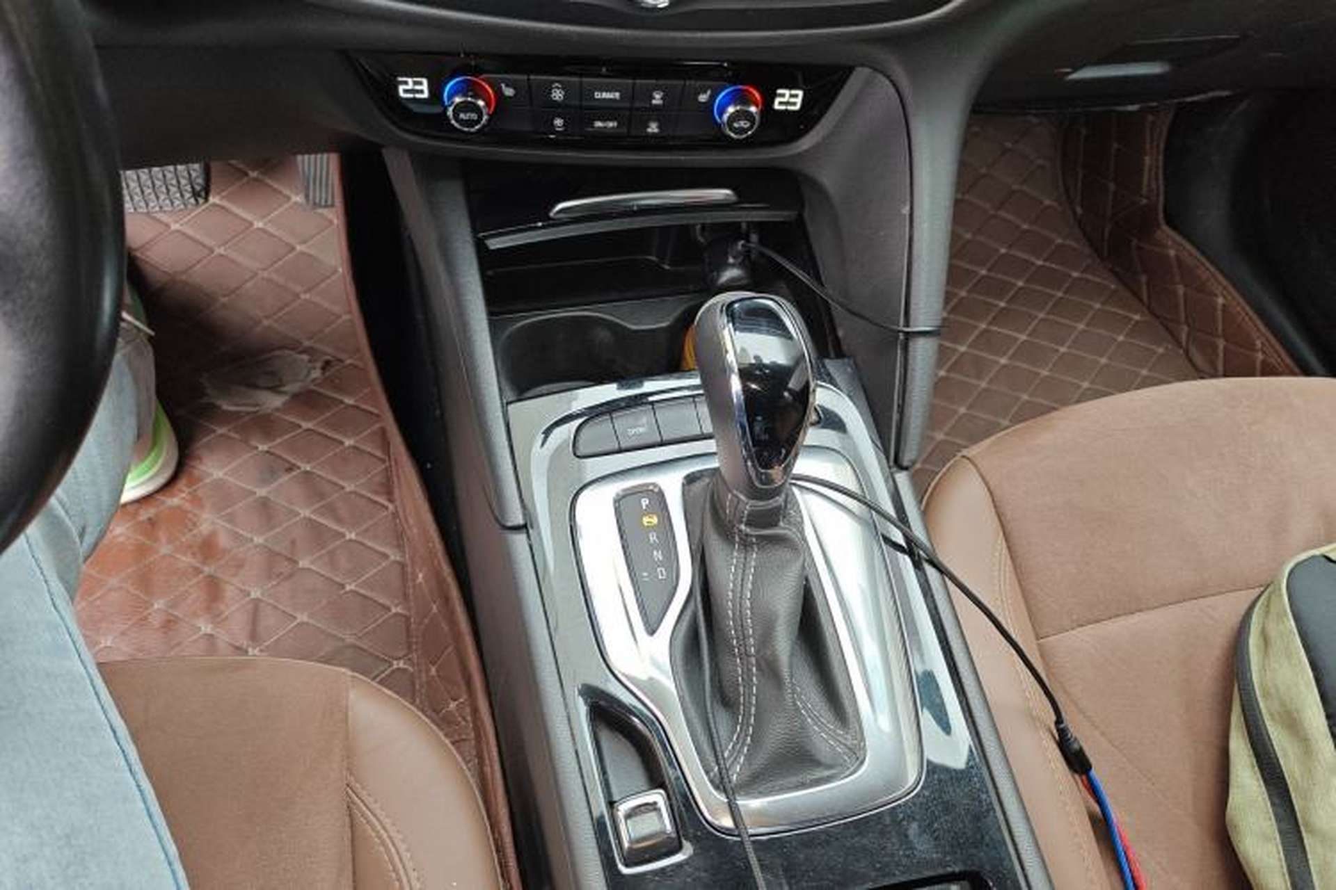 Used Buick Regal 2019 20T Luxury Model China V Standard Gear Lever