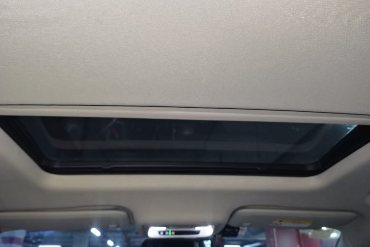 Used Buick Regal 2019 20T Luxury Model China VI Standard Headliner