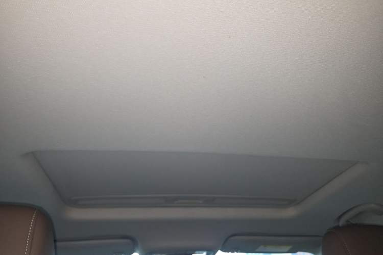 Used Buick Regal 2019 20T Elite Version China VI Standard Headliner