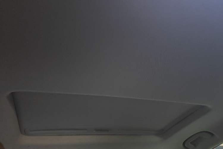 Used Buick Regal 2019 20T Elite Version China VI Standard Headliner