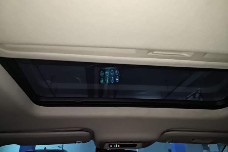 Used Buick Regal 2019 20T Luxury Model China VI Standard Headliner