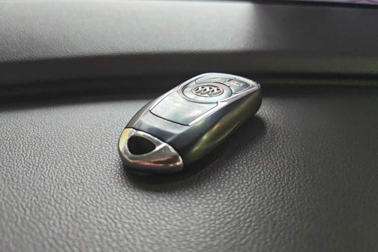 Used Buick Regal 2019 20T Elite Version China VI Standard Interior 1