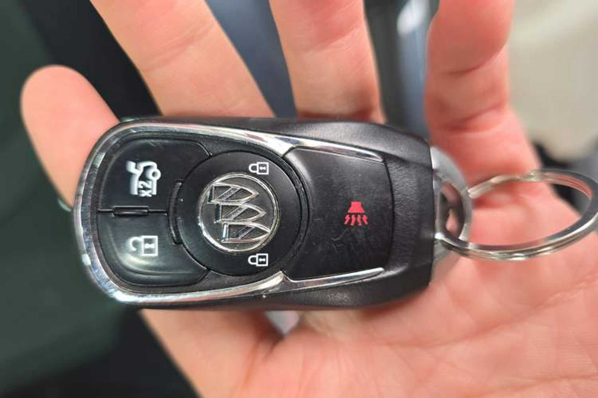 Used Buick Regal 2019 20T Elite Version China VI Standard Interior 1
