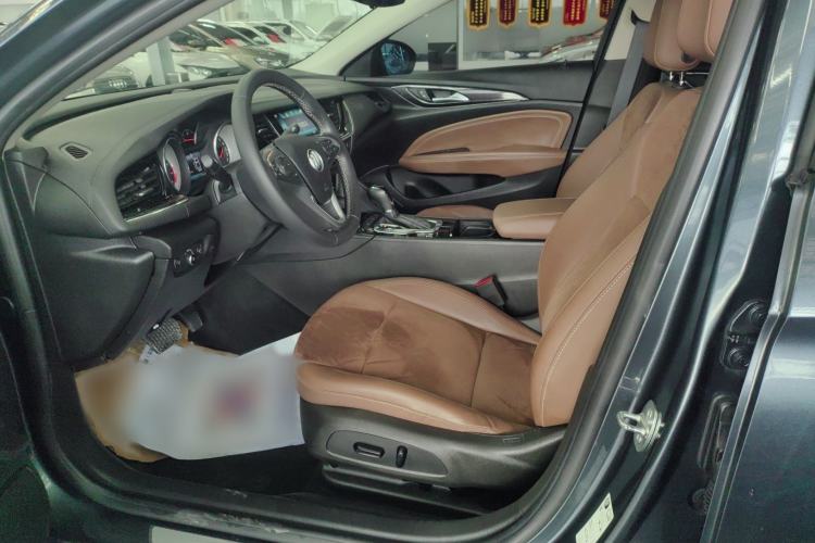 Used Buick Regal 2019 20T Elite Version China VI Standard Interior 1