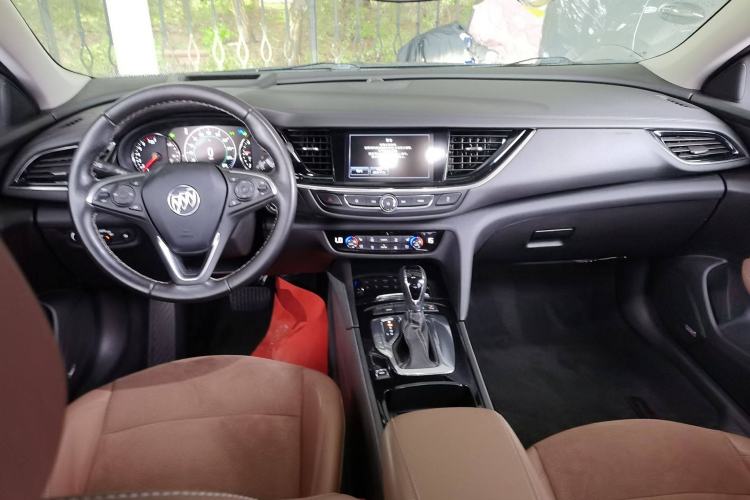 Used Buick Regal 2019 28T Luxury Edition China VI Interior 2