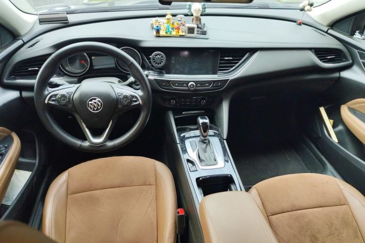 Used Buick Regal 2019 20T Elite Version China VI Standard Interior 2