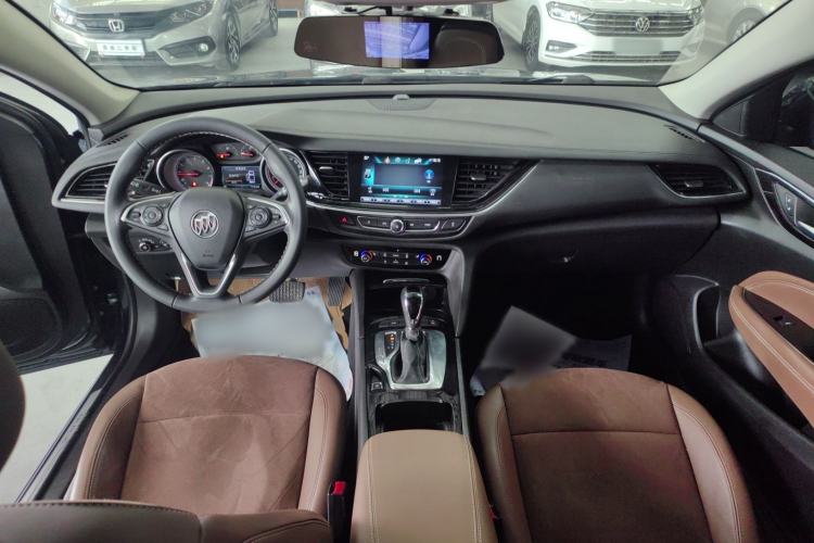 Used Buick Regal 2019 20T Elite Version China VI Standard Interior 3