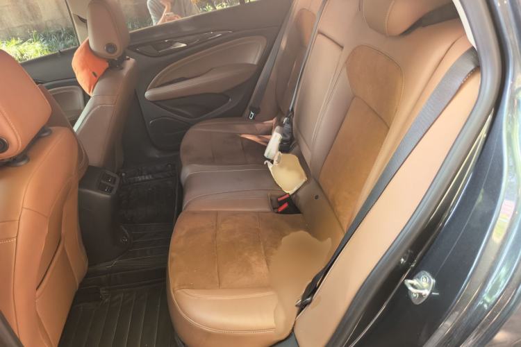 Used Buick Regal 2019 20T Elite Version China VI Standard Interior 4