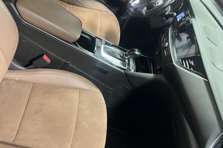 Used Buick Regal 2019 20T Elite Version China VI Standard Interior 6