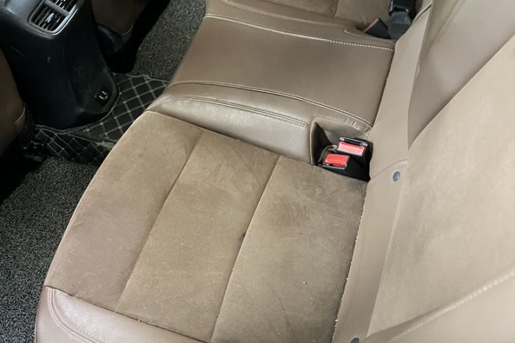 Used Buick Regal 2019 20T Elite Version China VI Standard Interior 7
